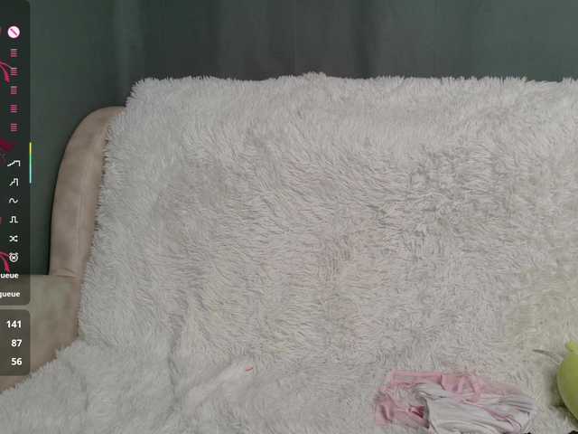 AliceNeonDoll live cam on BongaCams