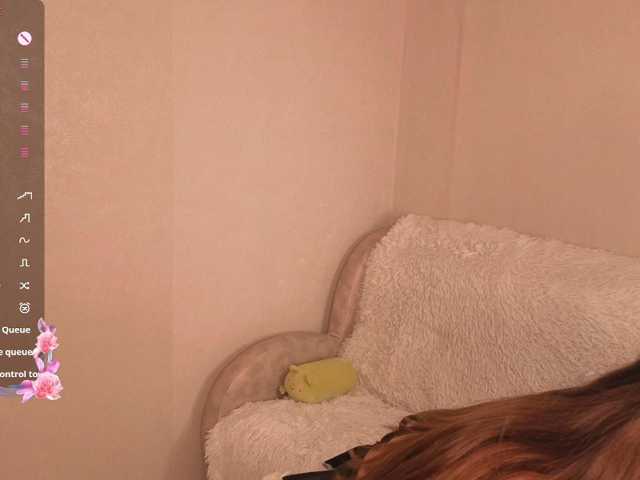 AliceNeonDoll live cam on BongaCams