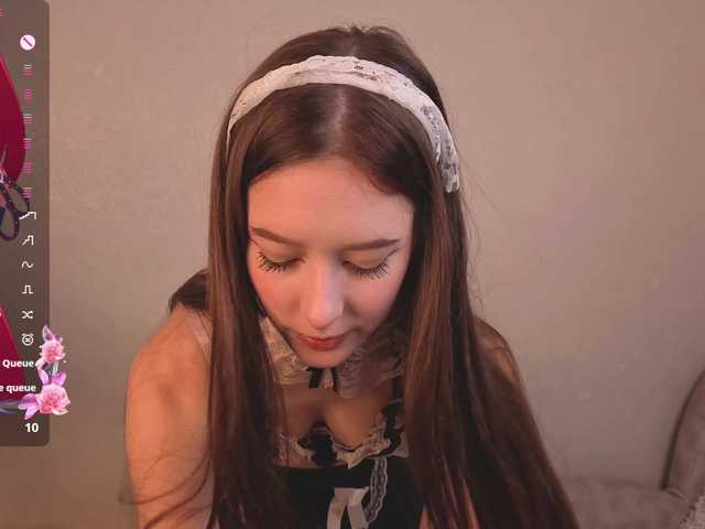 AliceNeonDoll live cam on BongaCams