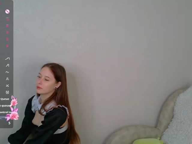 AliceNeonDoll live cam preview