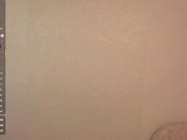 AliceNeonDoll live cam on BongaCams