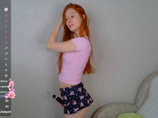 AliceNeonDoll live cam on BongaCams