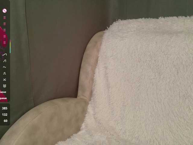 AliceNeonDoll live cam on BongaCams