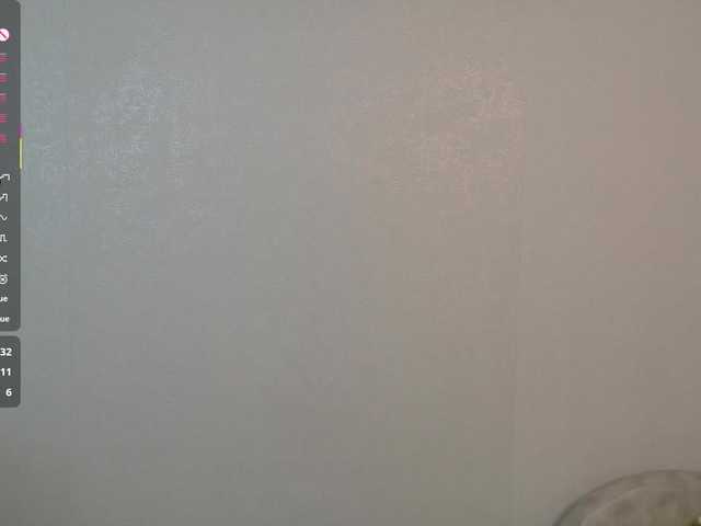 AliceNeonDoll live cam on BongaCams