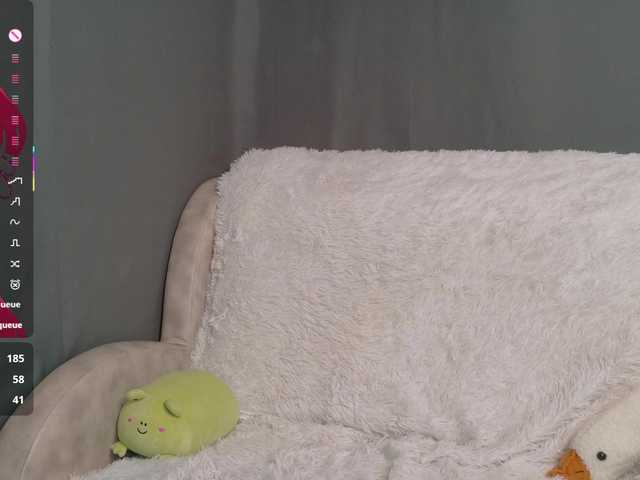 AliceNeonDoll live cam on BongaCams