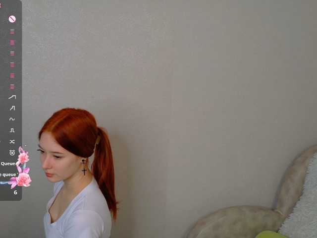 AliceNeonDoll live cam on BongaCams