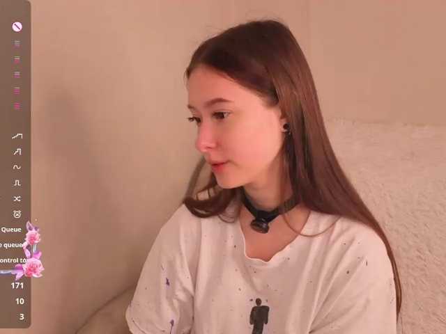 AliceNeonDoll, live now on BongaCams