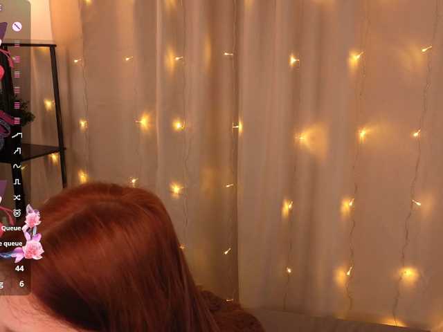 AliceNeonDoll live cam on BongaCams