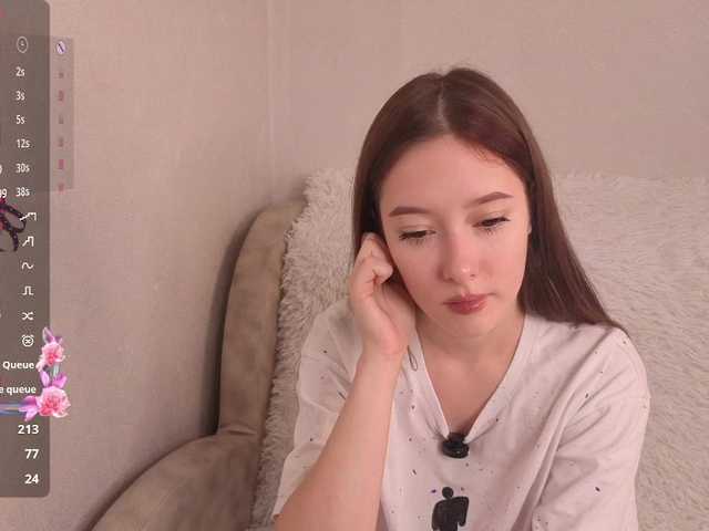 AliceNeonDoll live cam on BongaCams