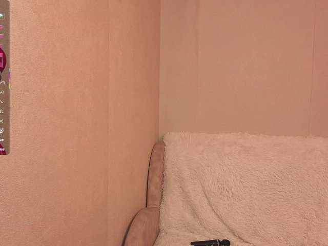 AliceNeonDoll live cam on BongaCams