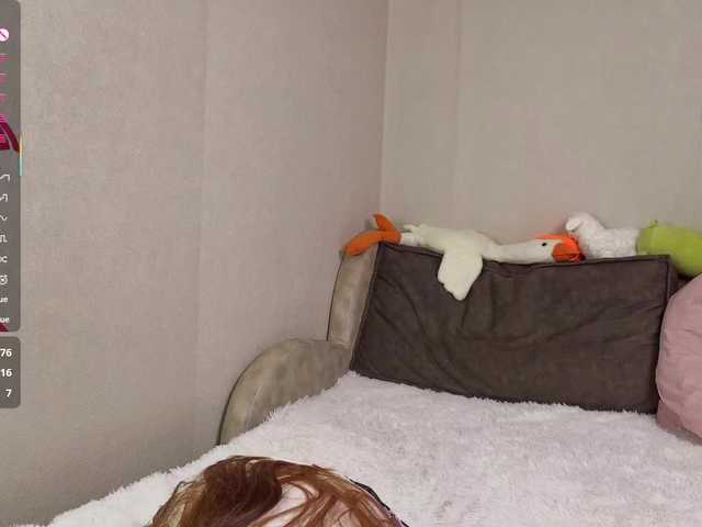 AliceNeonDoll live cam on BongaCams