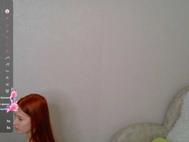 AliceNeonDoll live cam on BongaCams