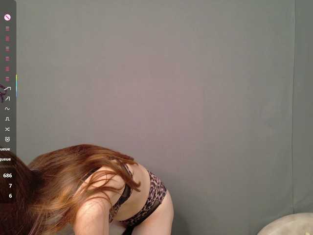 AliceNeonDoll live cam on BongaCams