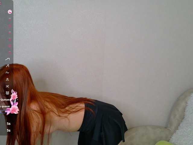 AliceNeonDoll live cam on BongaCams