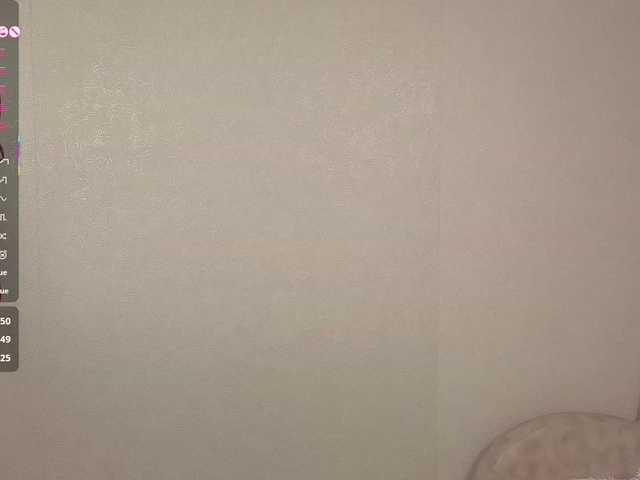 AliceNeonDoll live cam on BongaCams