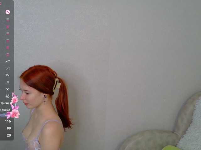 AliceNeonDoll live cam on BongaCams