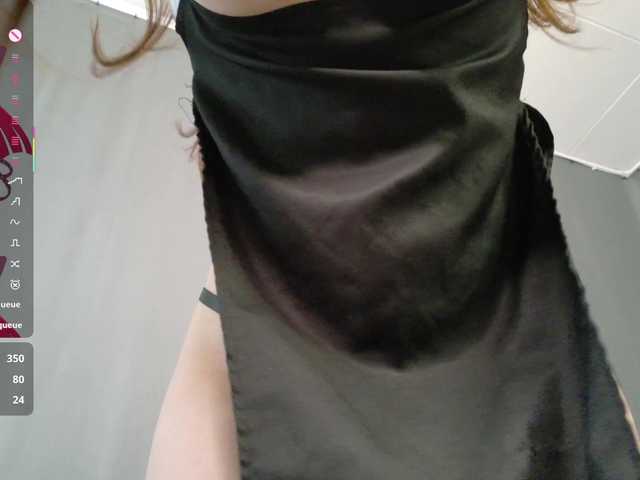 AliceNeonDoll live cam on BongaCams