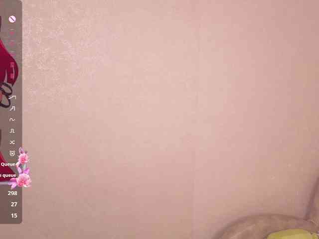 AliceNeonDoll webcam