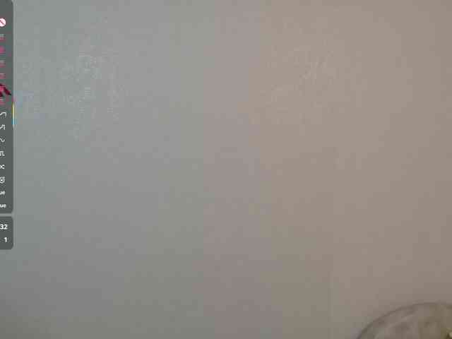 AliceNeonDoll webcam