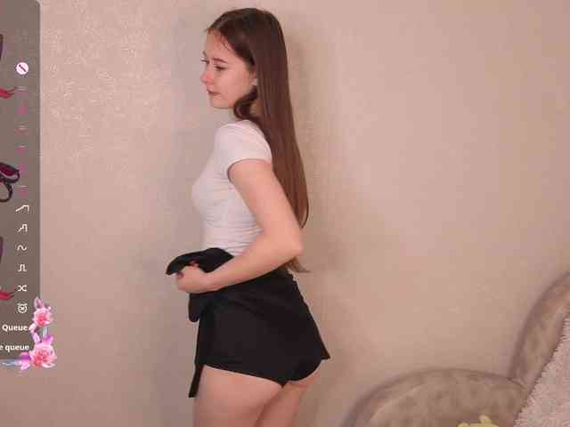 AliceNeonDoll webcam