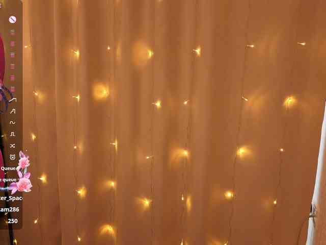 aliceneondoll's live room