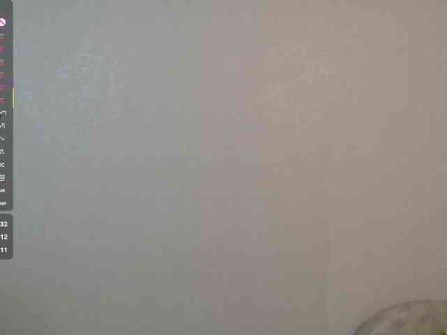 AliceNeonDoll webcam