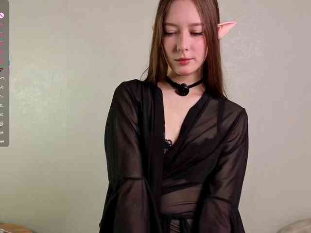 AliceNeonDoll webcam