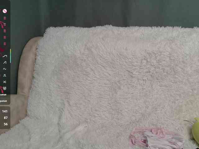 AliceNeonDoll webcam