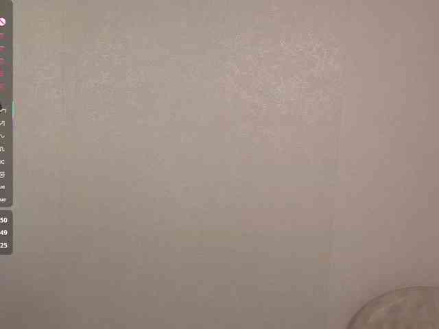 AliceNeonDoll webcam
