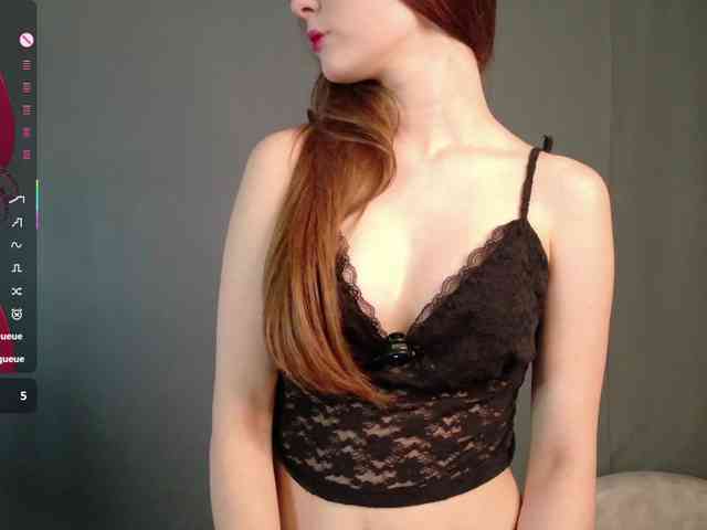 AliceNeonDoll webcam