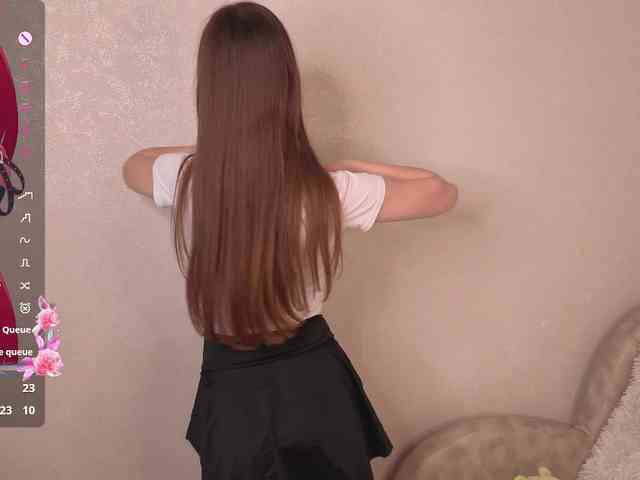 AliceNeonDoll webcam