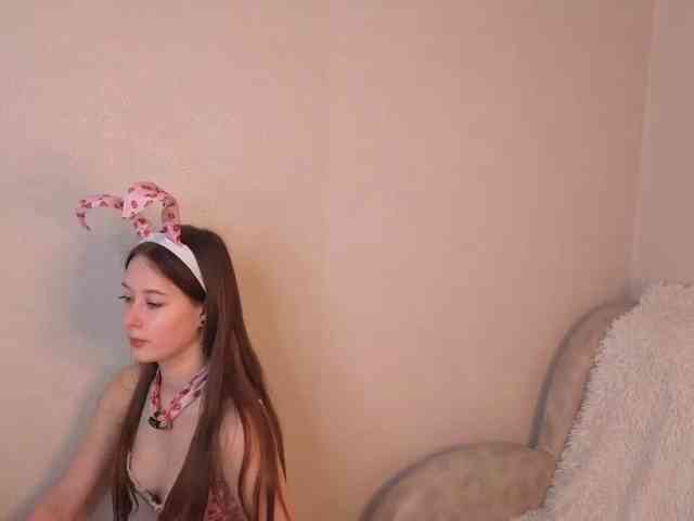 AliceNeonDoll webcam