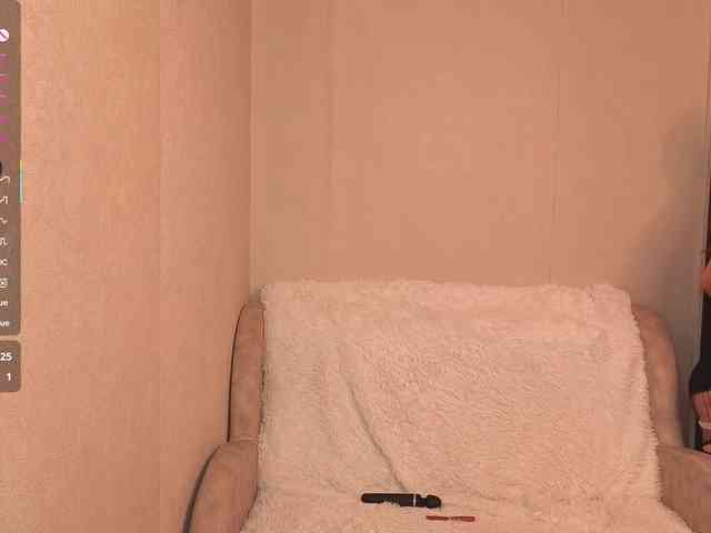 AliceNeonDoll Live Webcam on BongaCams