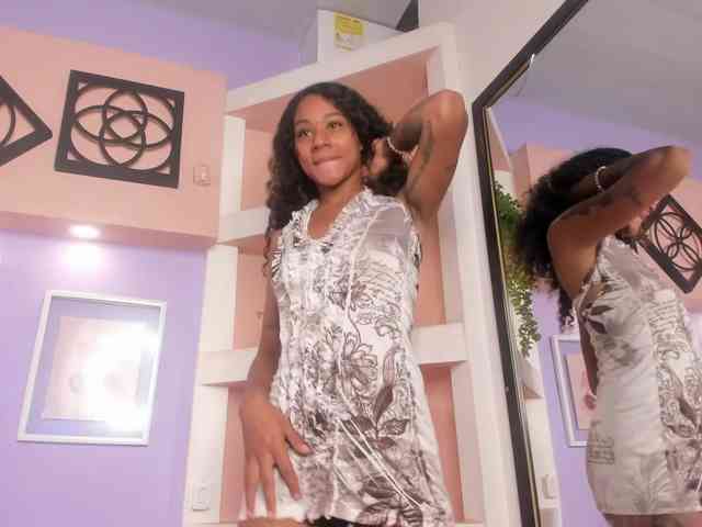 Modelo: MoniSaenz