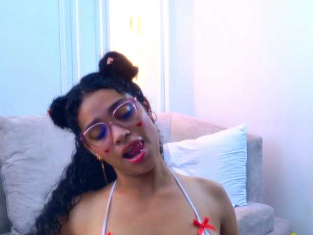 Luna-Velvett live webcam show