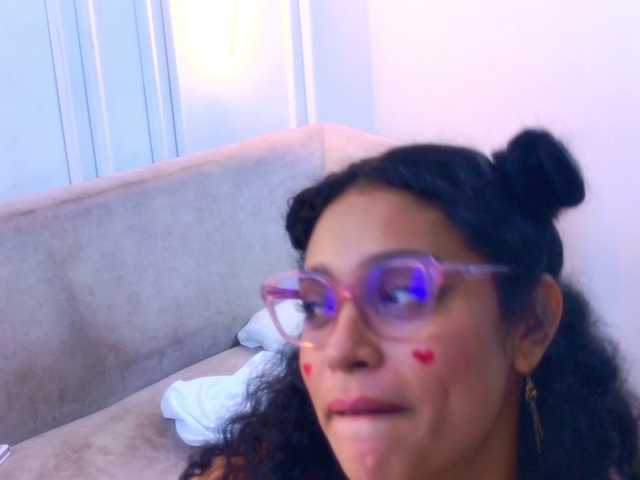 Luna-Velvett live webcam show