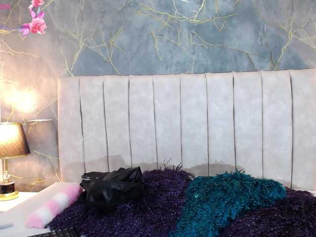 Gaabrielaa- live webcam show