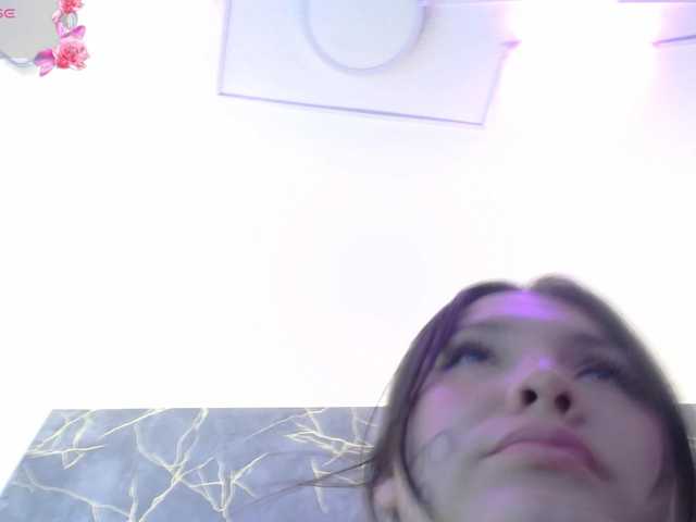 Gaabrielaa- live cam on BongaCams