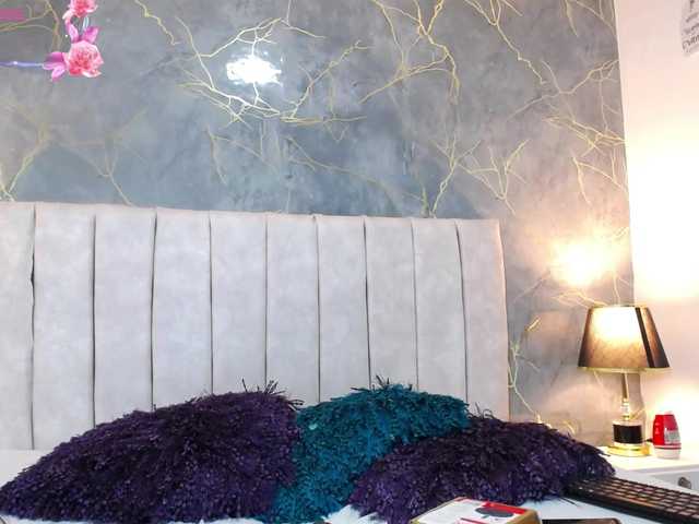 Gaabrielaa- live webcam show