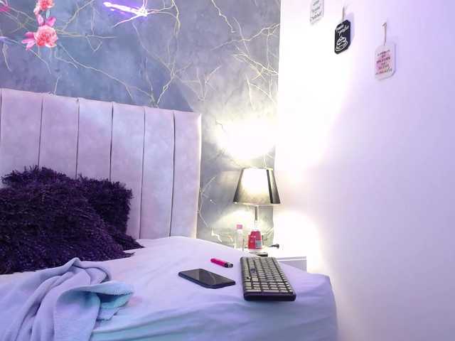 Gaabrielaa- live cam on BongaCams