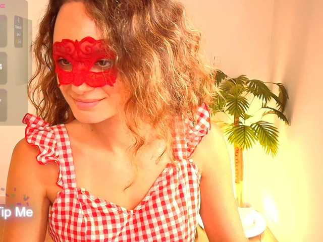 Becky-Apples live cam on BongaCams