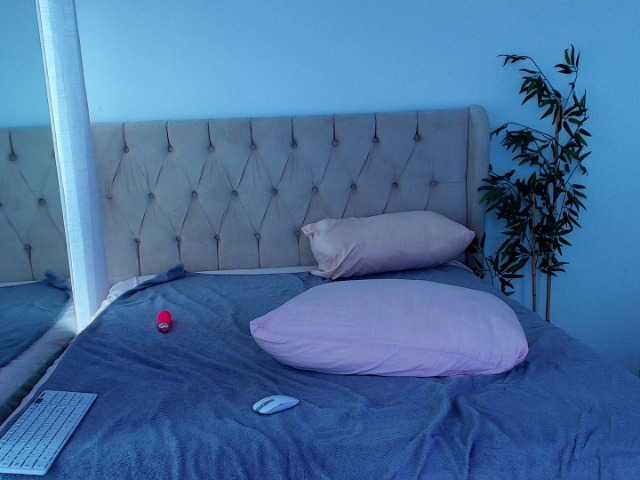 Bethany-Reed live cam on BongaCams