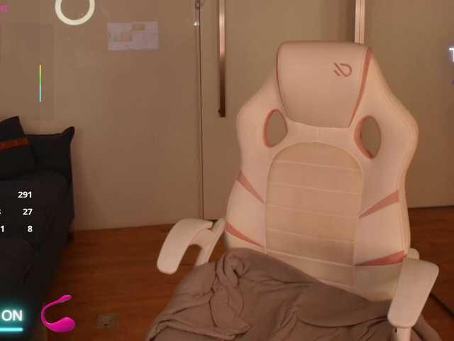 Bethany-Reed live cam on BongaCams