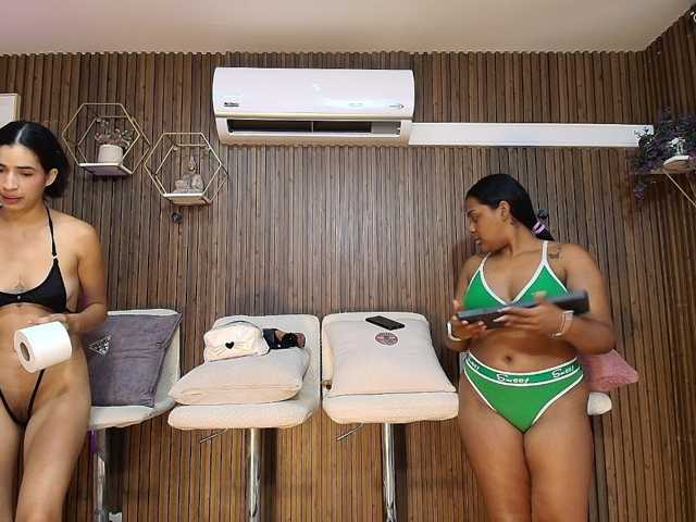 Fetishcouples33 live cam on BongaCams