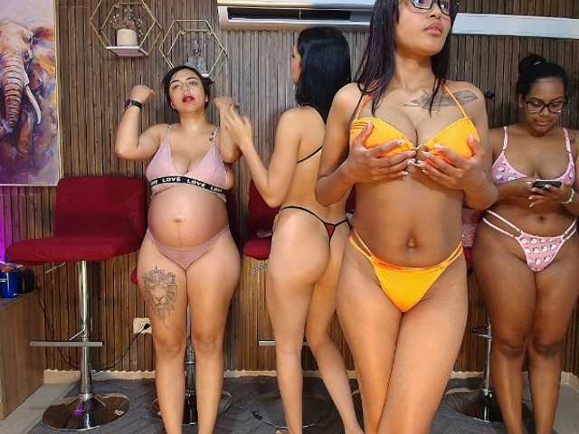 Fetishcouples33 live cam on BongaCams