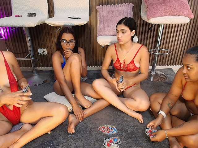 Fetishcouples33 live cam on BongaCams