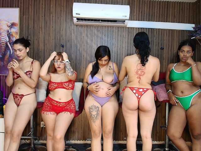 Fetishcouples33 live cam on BongaCams