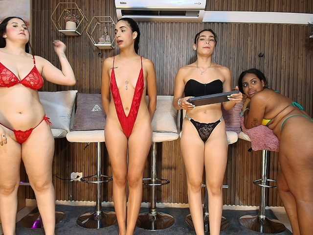 Fetishcouples33 live cam on BongaCams