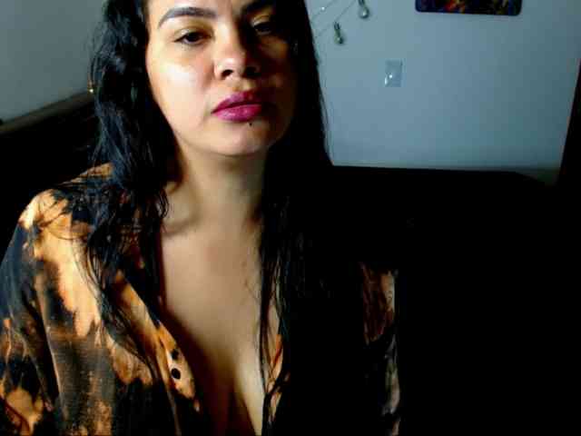 Modella: lucifer-17