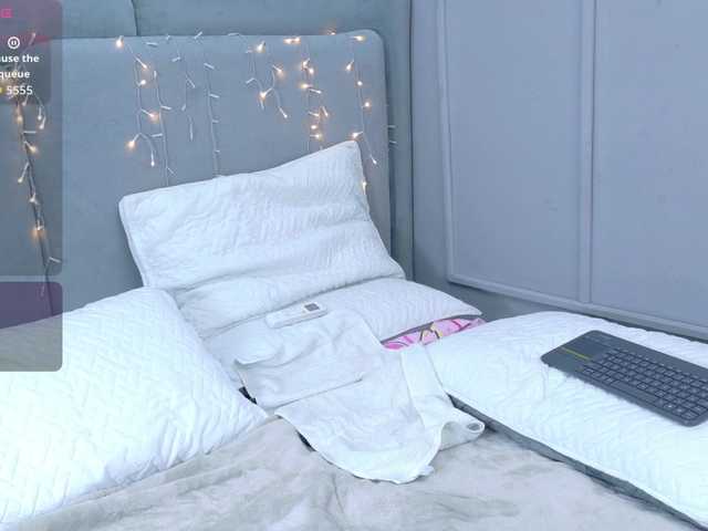 ZaharaFox2 live cam on BongaCams